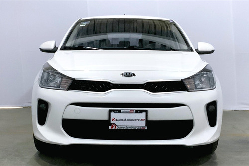 Imagen 3 de 15 de Kia Rio 5 Pts Hb Lx, Tm6, Ve, F Niebla, Ra-15
