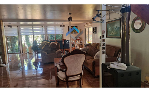 Qval Spa Vende Hermosa Casa Con Piscina Y 3 Cabañas En Requi