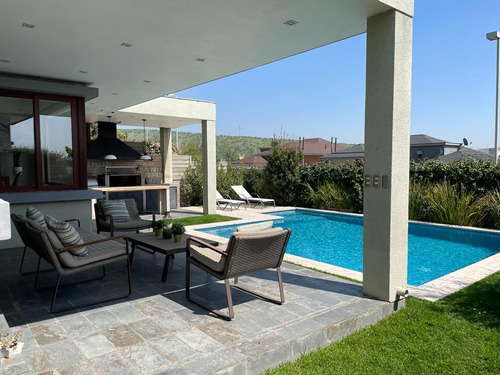 Casa Condominio San Carlos De Apoquindo - Vende Propietario