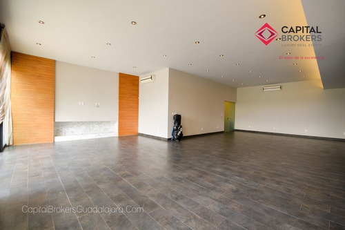 Imagen 18 de 30 de Casa De Lujo En Venta - Renta Con Alberca Fracc Gran Jardín