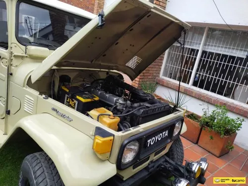 Toyota Land Cruiser 4.2 Fj40