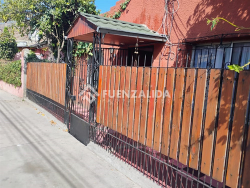 Casa En Venta De 2 Dorm. En San Miguel