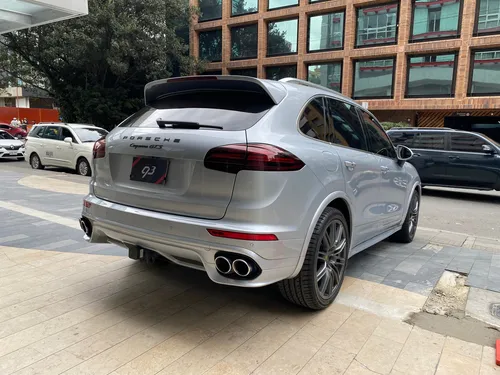 Porsche Cayenne Gts