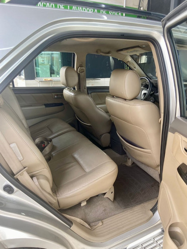 Toyota SW4 3.0 Srv 5l 4x4 Aut. 5p 163 hp