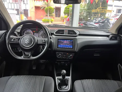 Suzuki Swift Dziere Mt 2023
