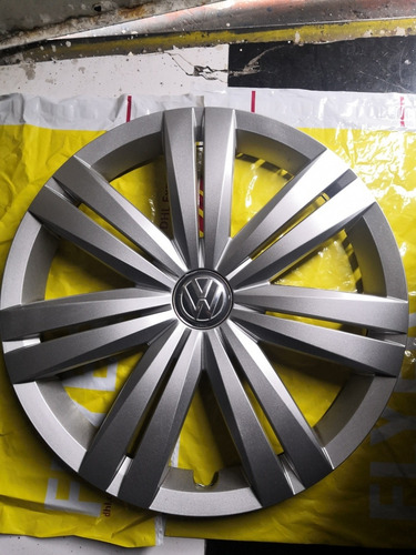 Imagen 1 de 2 de Tapon De Volkswagen Jetta Bicentenario Original Uso