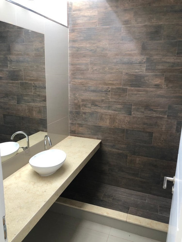 Imagen 24 de 30 de Greenville 2, Duplex En Venta De 3 Dormitorios, Cochera Doble, Patio Con Asador