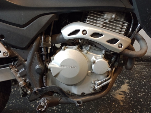 Imagen 5 de 7 de Honda Falcon (lanus)