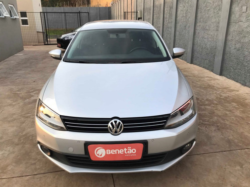 Volkswagen Jetta 2.0 Comfortline Flex 4p Manual