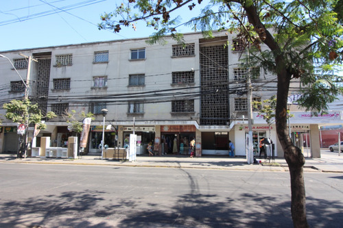 Metro Plaza De  Puente Alto ,amplio Departamento Remodelado 