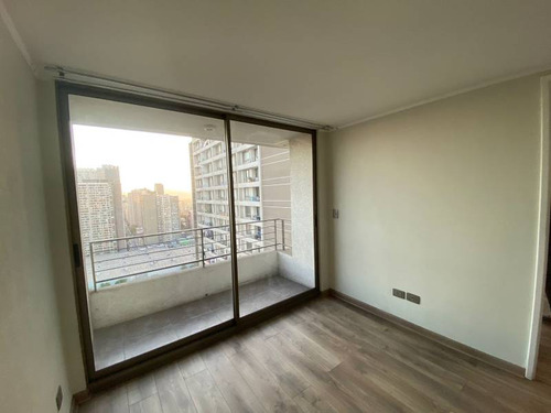 Arriendo Estac. Central Rebajado