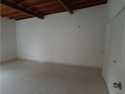 Local Segundo Piso En Arriendo Conquistadores Unicentro