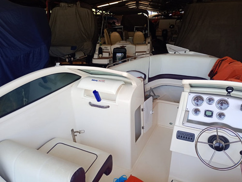 Lancha Real Powerboats 220 Open