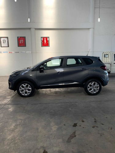 Imagen 2 de 15 de Renault Captur 2017 2.0 Zen