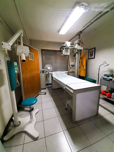 Centro Médico Odontológico Con 7 Privados En Venta Santiago