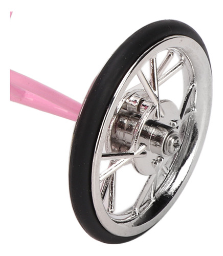 Adornos De Modelo De Triciclo Con Aspecto Rosa, Diseño Simul