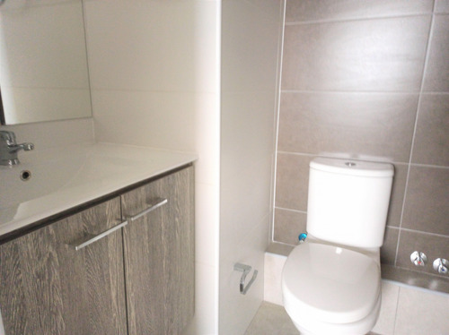 Refv:1381** Amplio Depto 2d 2b C/ Est Y Bod. Metro Quinta No