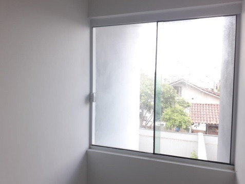 Imagem 9 de 15 de Casa - Padrão, Para Venda Em Joinville/sc - V531