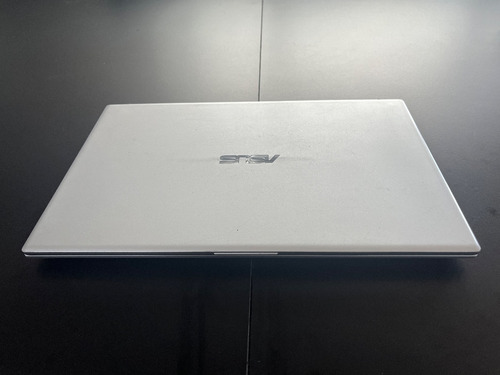 Laptop Asus Vivobook 15.6 Intel Core I5 12gb Ram 256ssd (Usado)