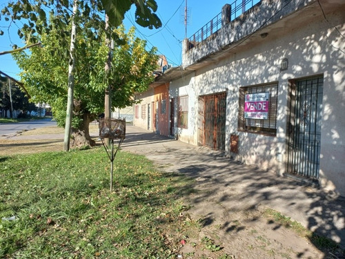 Imagen 8 de 8 de Venta De Casa Con Fondo Libre!!