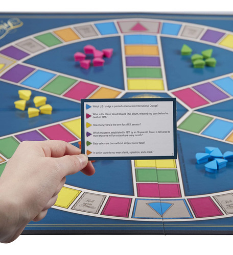 Juego Trivial Pursuit De Hasbro Gaming: Edición Clásica