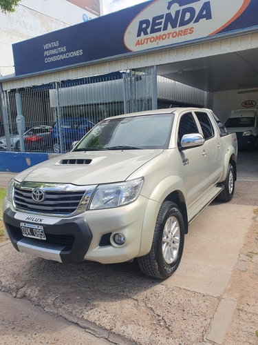 Toyota Hilux 3.0 Cd Srv Cuero 4x4 5at - A4 2015