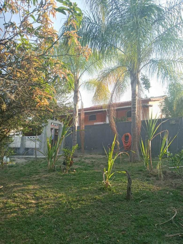 Linda Chácara Para Venda Ou Permuta Em Casa Para Renda.