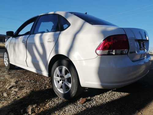 Imagen 5 de 14 de Volkswagen Vento Tdi 2014 Por Partes