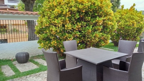 Imagen 10 de 12 de Vendo Casa 650m2 4h/4b/4p Prados Del Este 5028