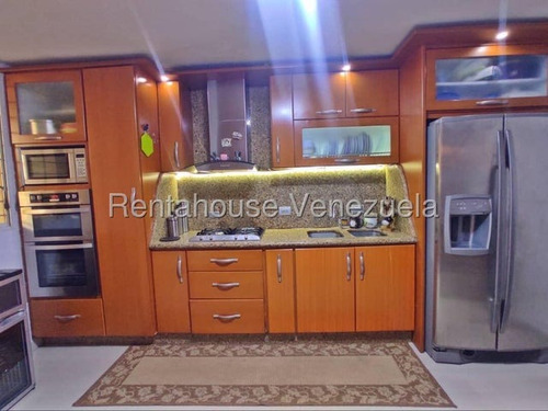 Fredxia Castillo Vende Comoda Y Amplia Casa En La Mora Cabudare # 25-18453
