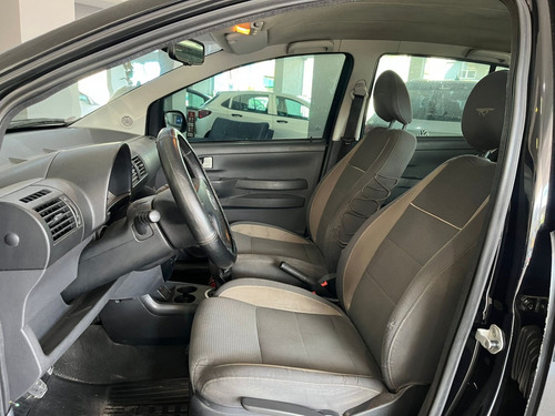 Volkswagen Crossfox 1.6 MI 8V FLEX 4P MANUAL