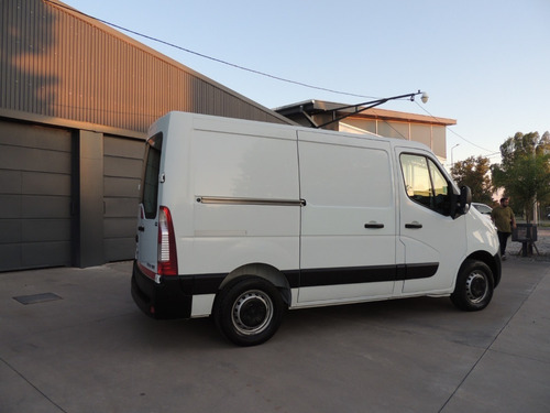 Imagen 15 de 18 de Renault Master L1h1 Aa 2.3