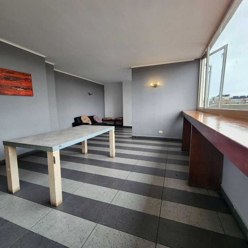 Arriendo Lindo Y Cómodo Depto En S. Centro (99589)