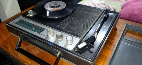 Radio-fono A-100 Antiguo 