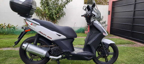 Kymco Agility 200i