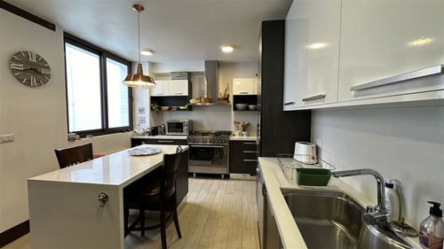 Departamento En Venta De 4 Dorm. En Zapallar