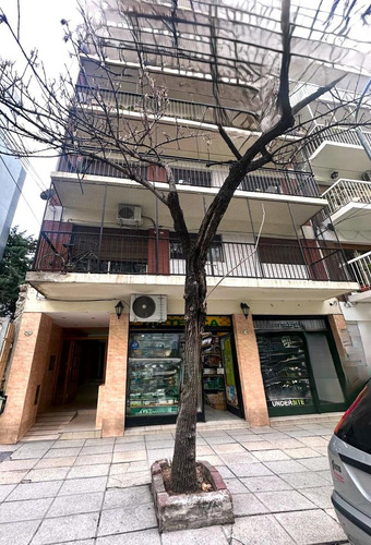 Departamento De 3 Ambientes Lateral En Pleno Villa Crespo