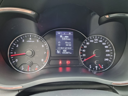 Imagem 7 de 9 de Kia Cerato 1.6 Sx 16v Flex 4p Automático 2016
