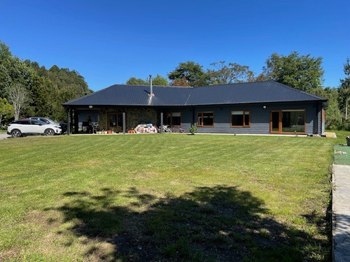 Vende Espectacular Parcela Con Casa Soleada, Sector Chamiza,