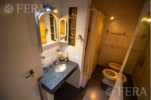 Imagen 8 de 22 de Venta Casa De 7 Ambientes Con Cochera En Quilmes (31766)