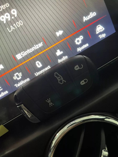 Fiat Cronos 1.3 Drive Cvt