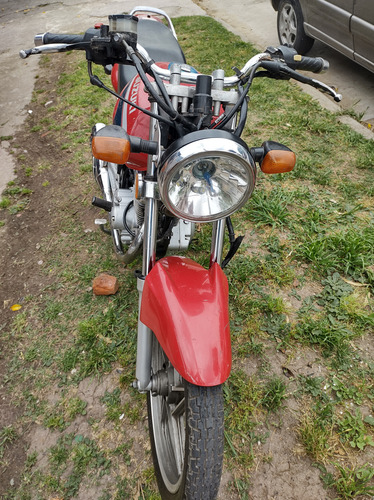 Suzuki 125 En