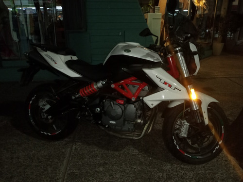 Imagen 3 de 6 de Benelli Tnt 600 S