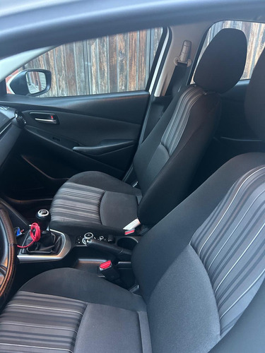 Mazda 2 Año 2023 - 19.500 Km - Full Equipo, Único Dueño