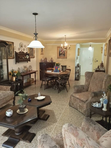 Vendo Apartamento En Montalbán Ii