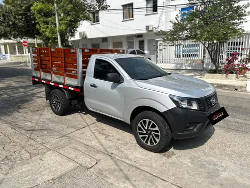 Nissan Frontier Estaca
