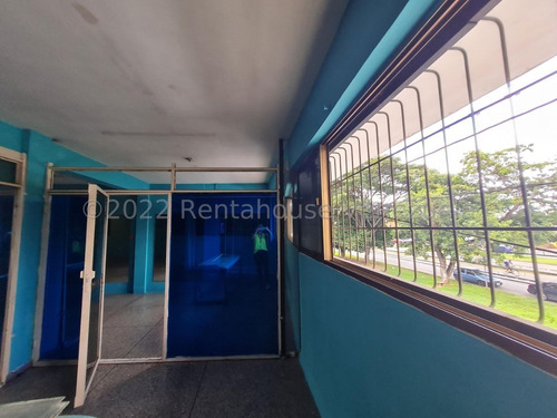 Imagen 12 de 30 de Edificio Comercial En Venta En Zona Este Barquisimeto Lara ++23-1117 */ M.c T. N° +0-4-2-4- 5.5.6. 5.7. 5.9 *--**