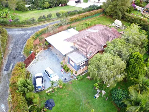 Finca En Venta En Loma Del Escobero. Cod V12621