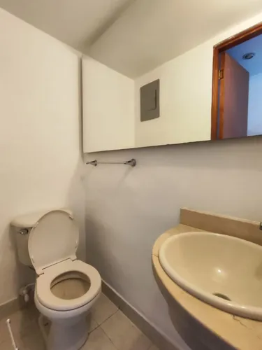 Apartamento En Arriendo En Castropol. Cod A16730