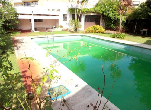 Imagen 2 de 7 de La Caleta, 700 M2 De Terreno Y 300 Edificados,